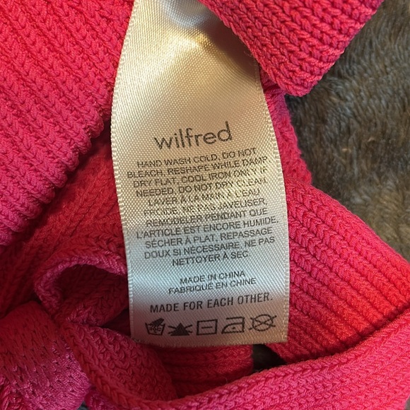 Aritzia Pink Knit crop top 2XS - Picture 3 of 5